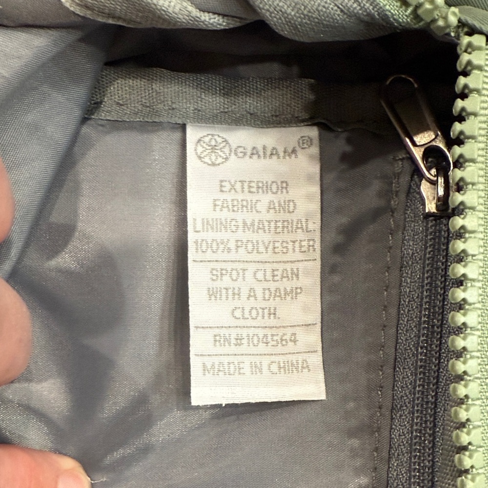 Gaiam Mint Green Crossbody Bag - Picture 2 of 6